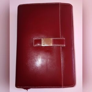 MY LUCKY RED Kenneth Cole Reaction Undated Agenda Organizer Cover